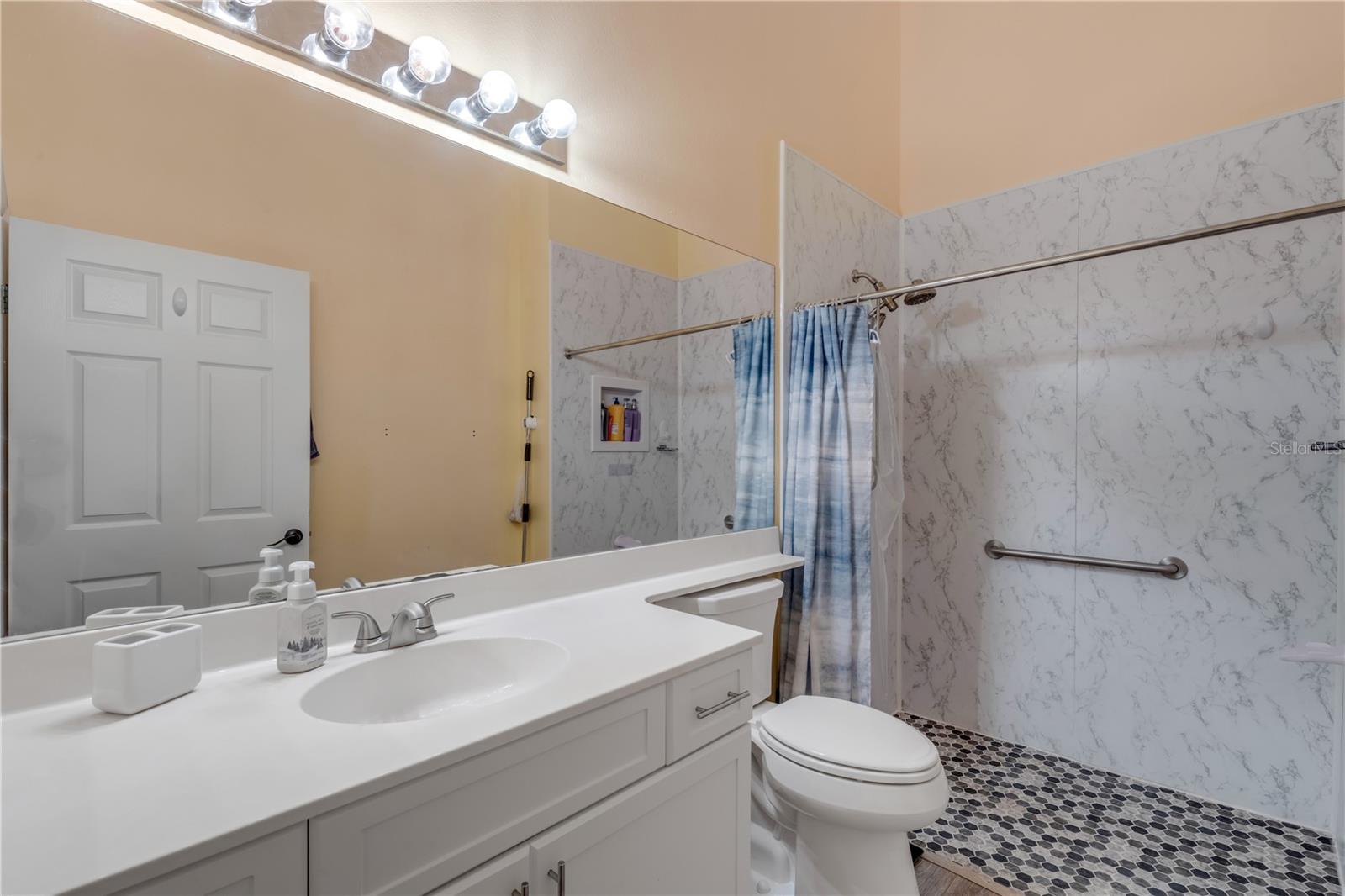 GOLF VILLAS CYPRESS HEAD LTS 01 74 INC PRCL 633 - Residential