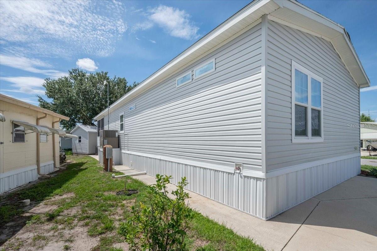 SADDLEBAG LAKE - Residential