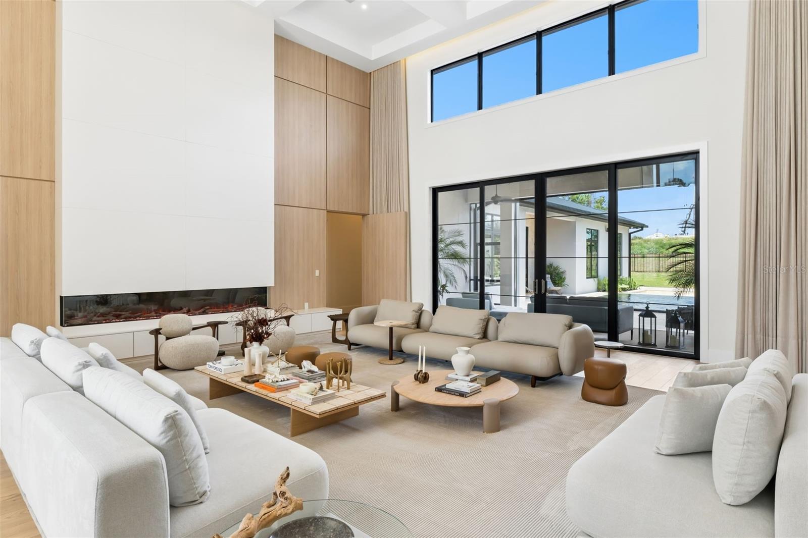 BELLA COLLINA SUB - Residential