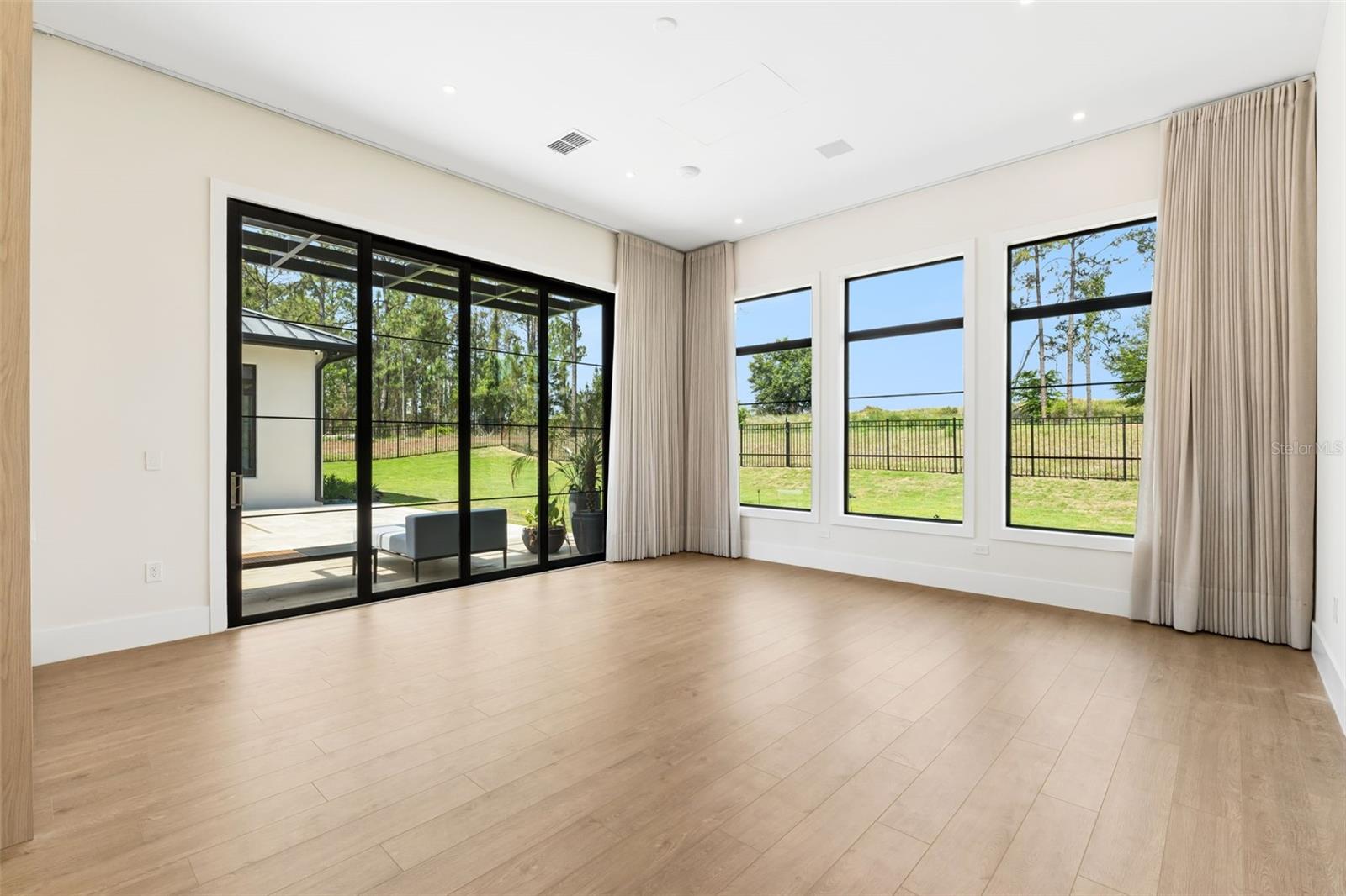 BELLA COLLINA SUB - Residential