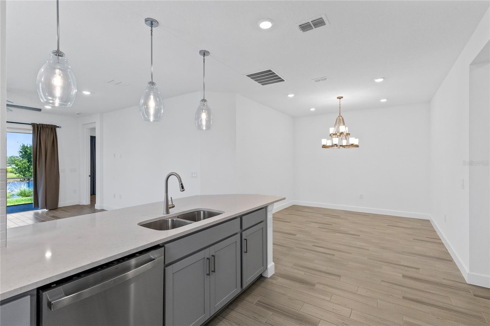 ESPLANADE AT CENTER LAKE RANCH - Residential