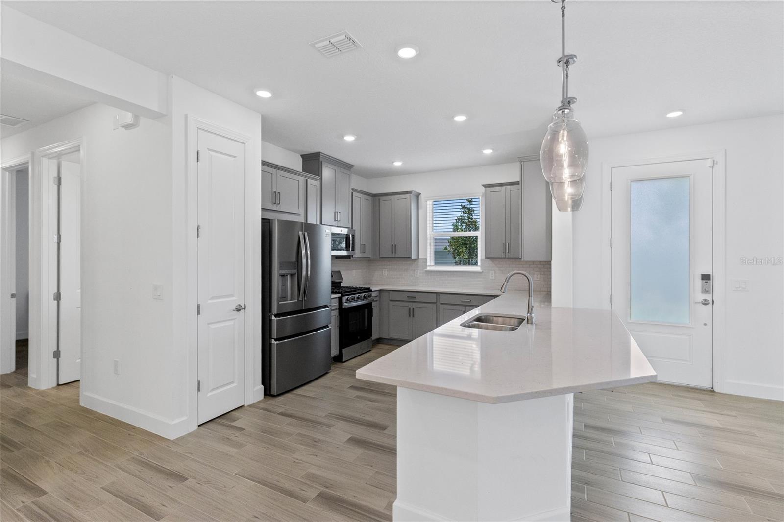 ESPLANADE AT CENTER LAKE RANCH - Residential
