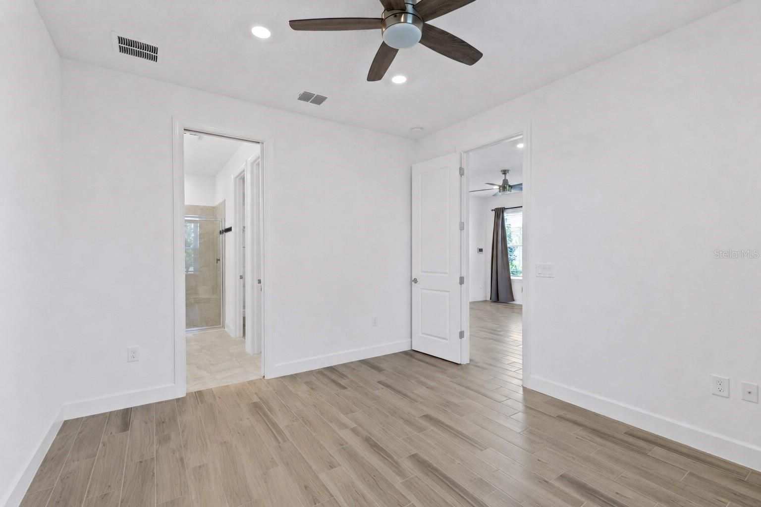 ESPLANADE AT CENTER LAKE RANCH - Residential