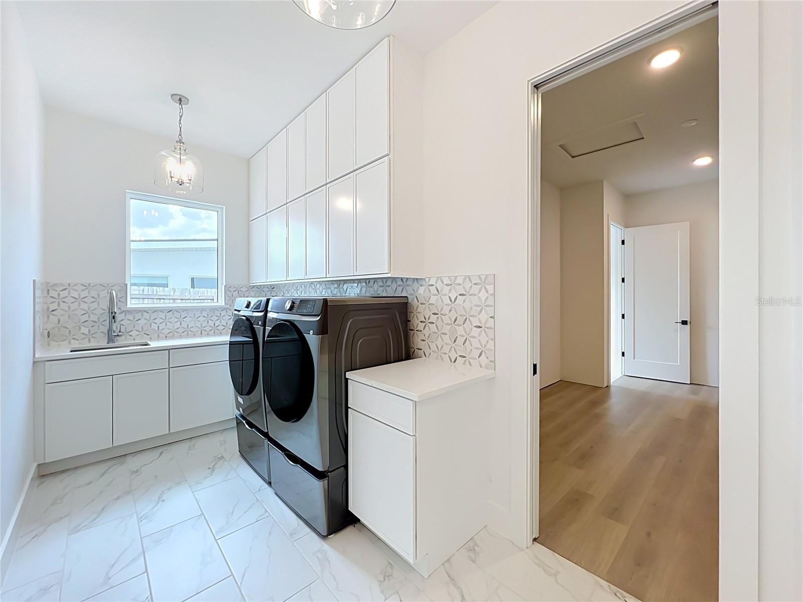 AUDUBON PARK TANAGER SEC - Residential