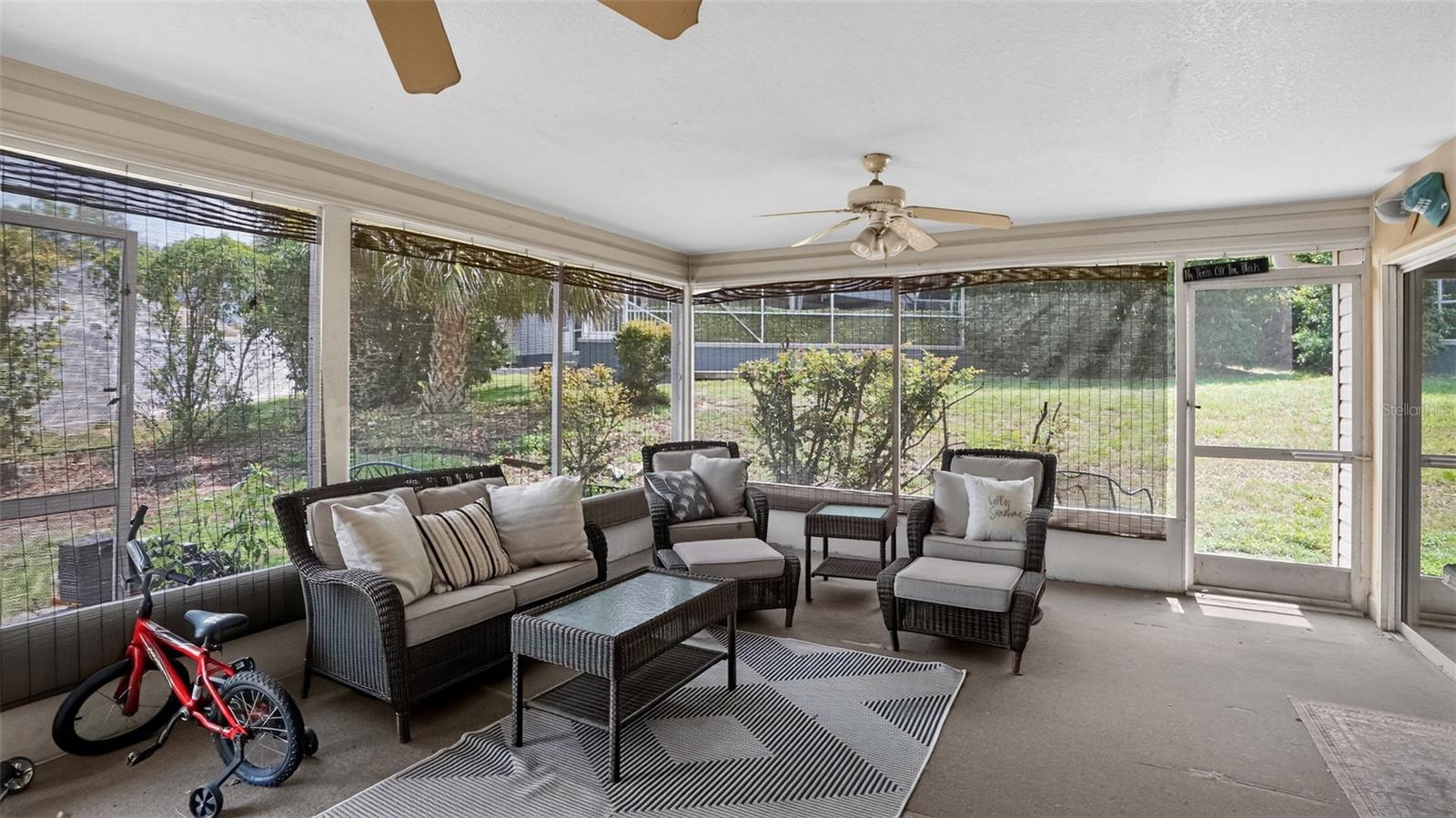 LADY LAKE OAK MEADOWS SUB - Residential