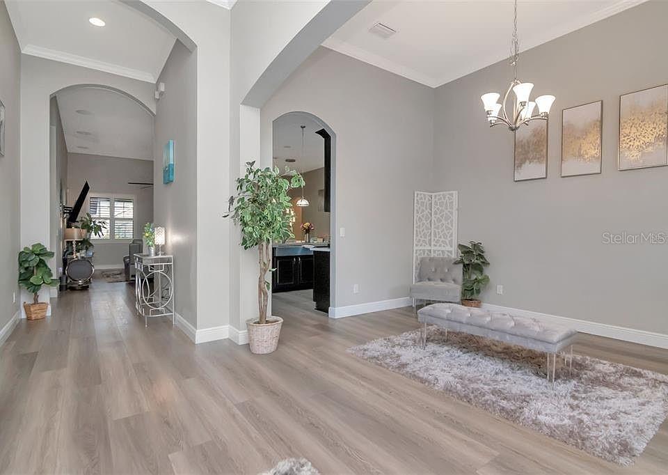 LAKESHORE RANCH PH I - Residential