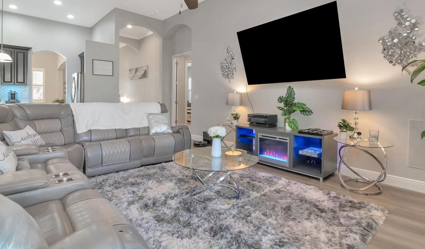LAKESHORE RANCH PH I - Residential