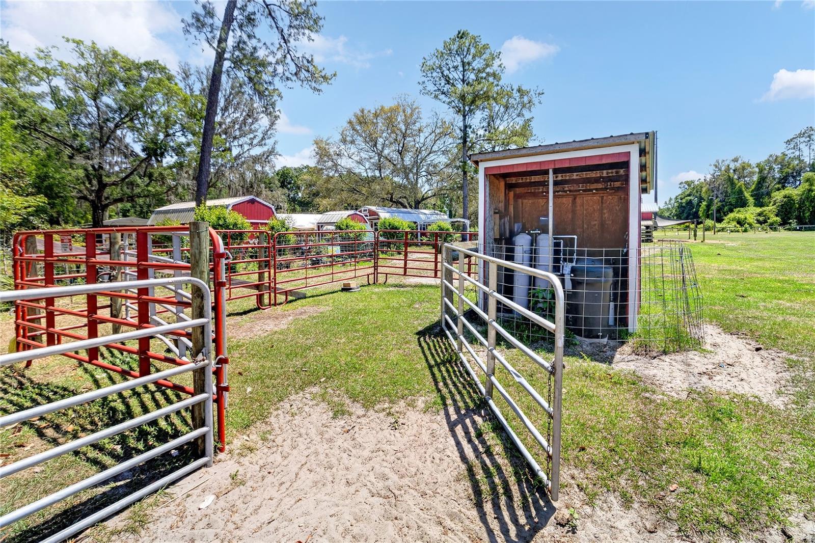 ROOTERVILLE - Residential