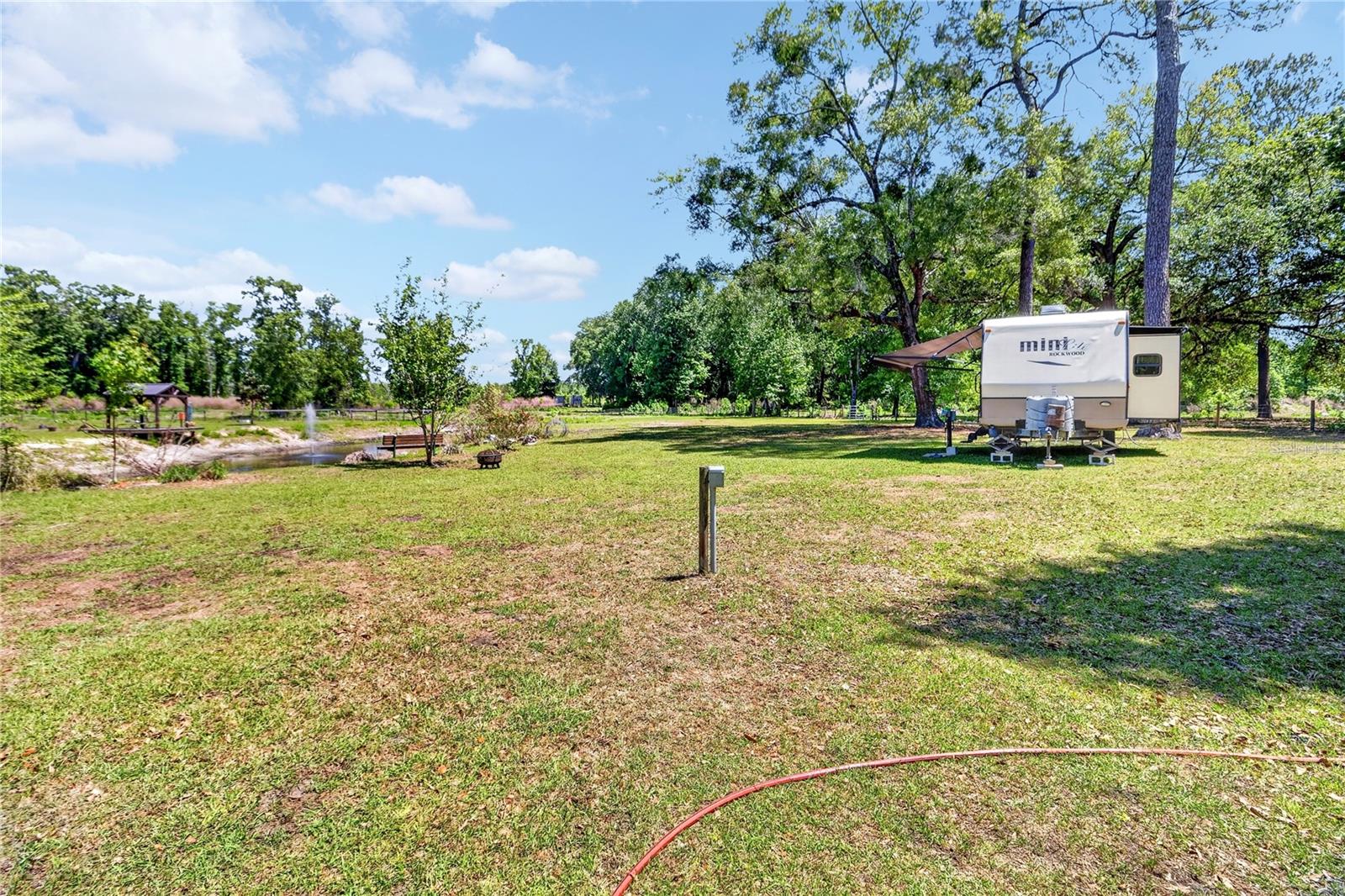 ROOTERVILLE - Residential