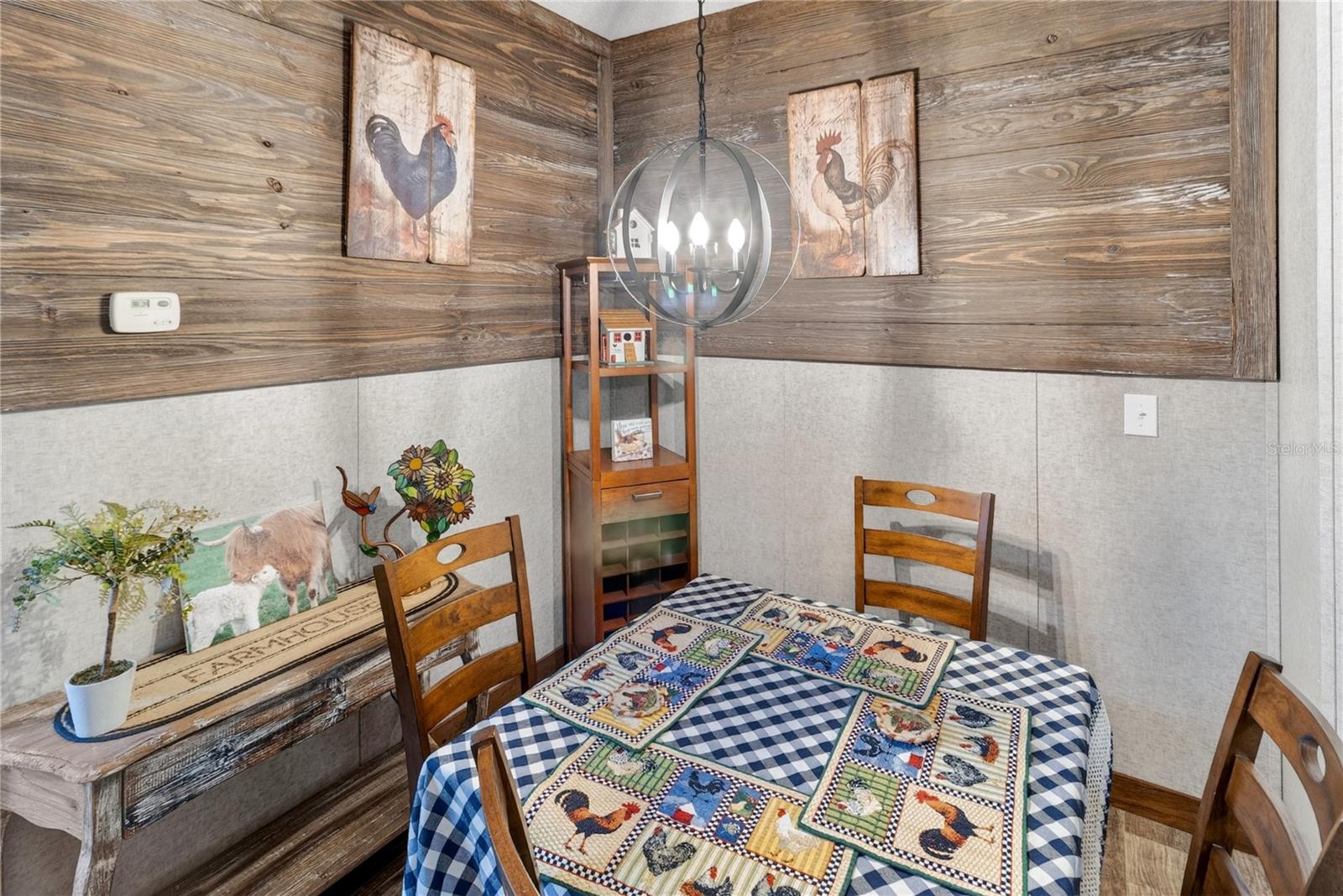 ROOTERVILLE - Residential