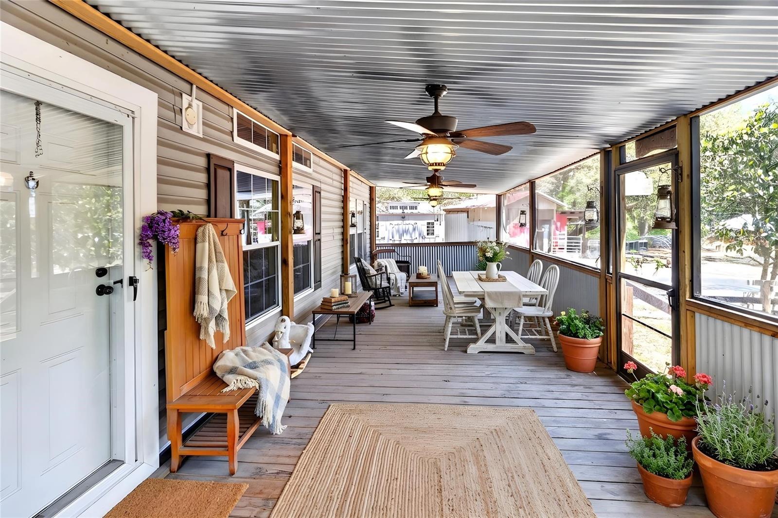 ROOTERVILLE - Residential