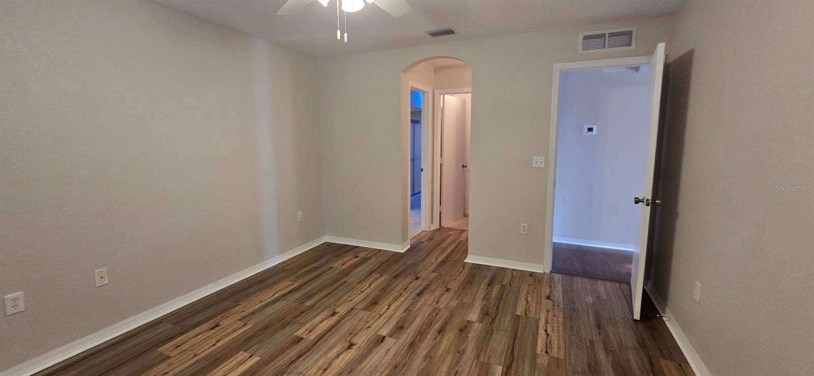 OAK RUN GOLFVIEW - Residential Lease