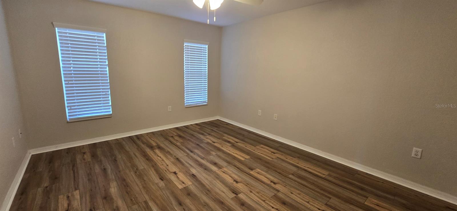 OAK RUN GOLFVIEW - Residential Lease