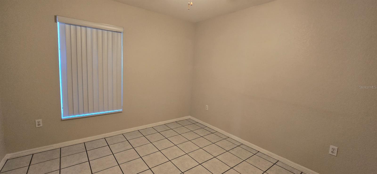 OAK RUN GOLFVIEW - Residential Lease