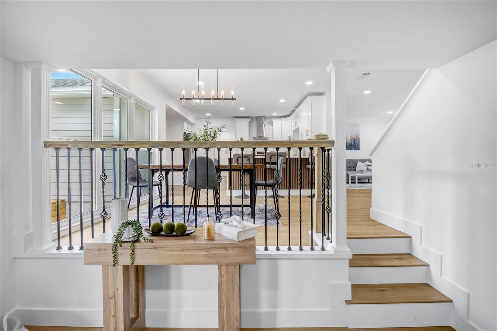 GROVE SHORE - Residential