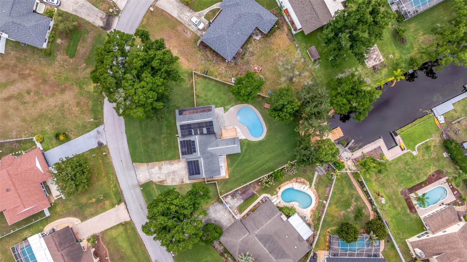 GROVE SHORE - Residential