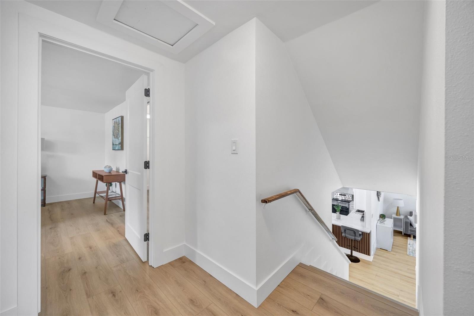 GROVE SHORE - Residential