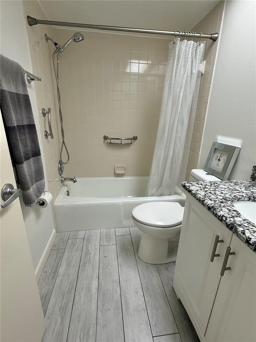 JEFFERSON PINES II - Residential