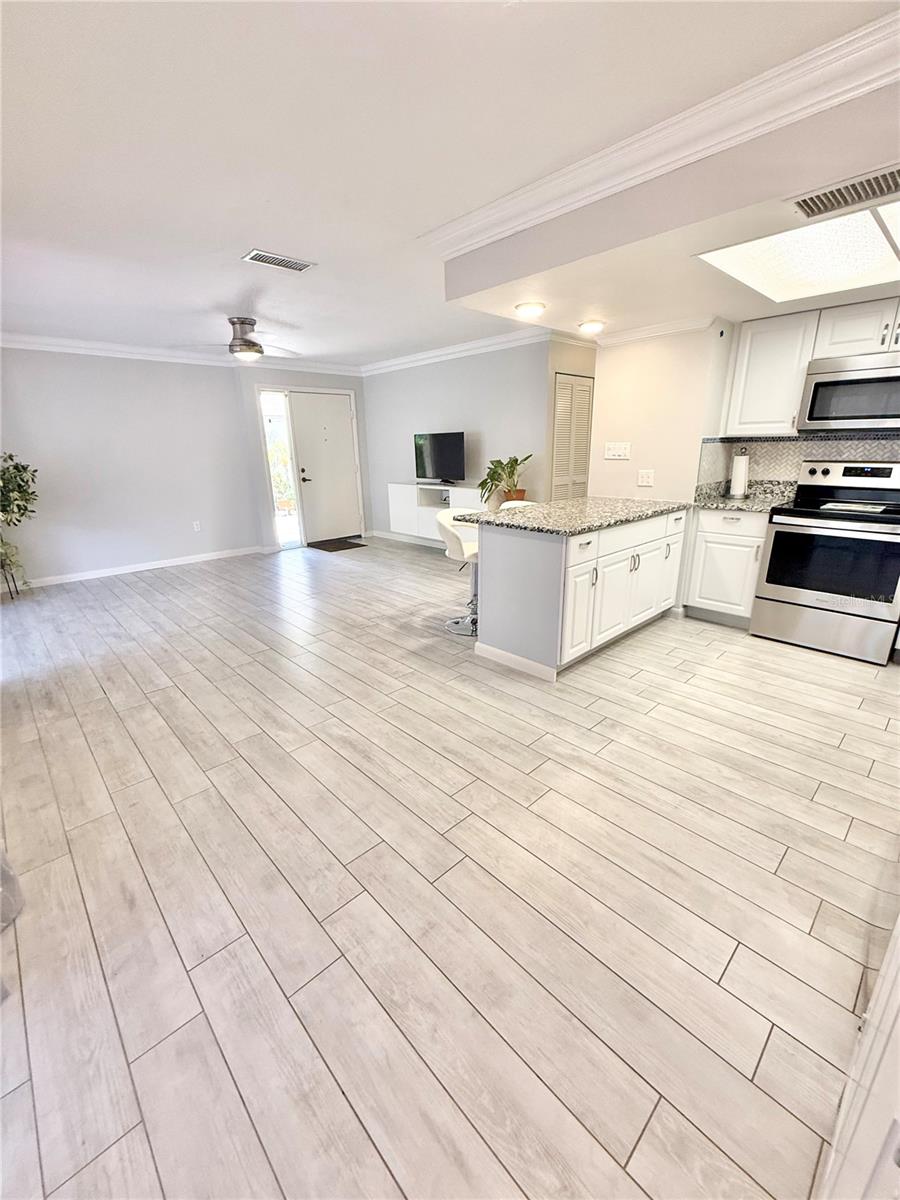 JEFFERSON PINES II - Residential