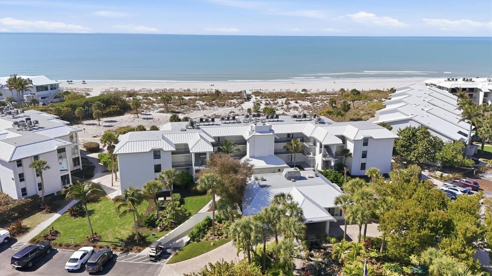 BEACH CHALET BLD G - Residential