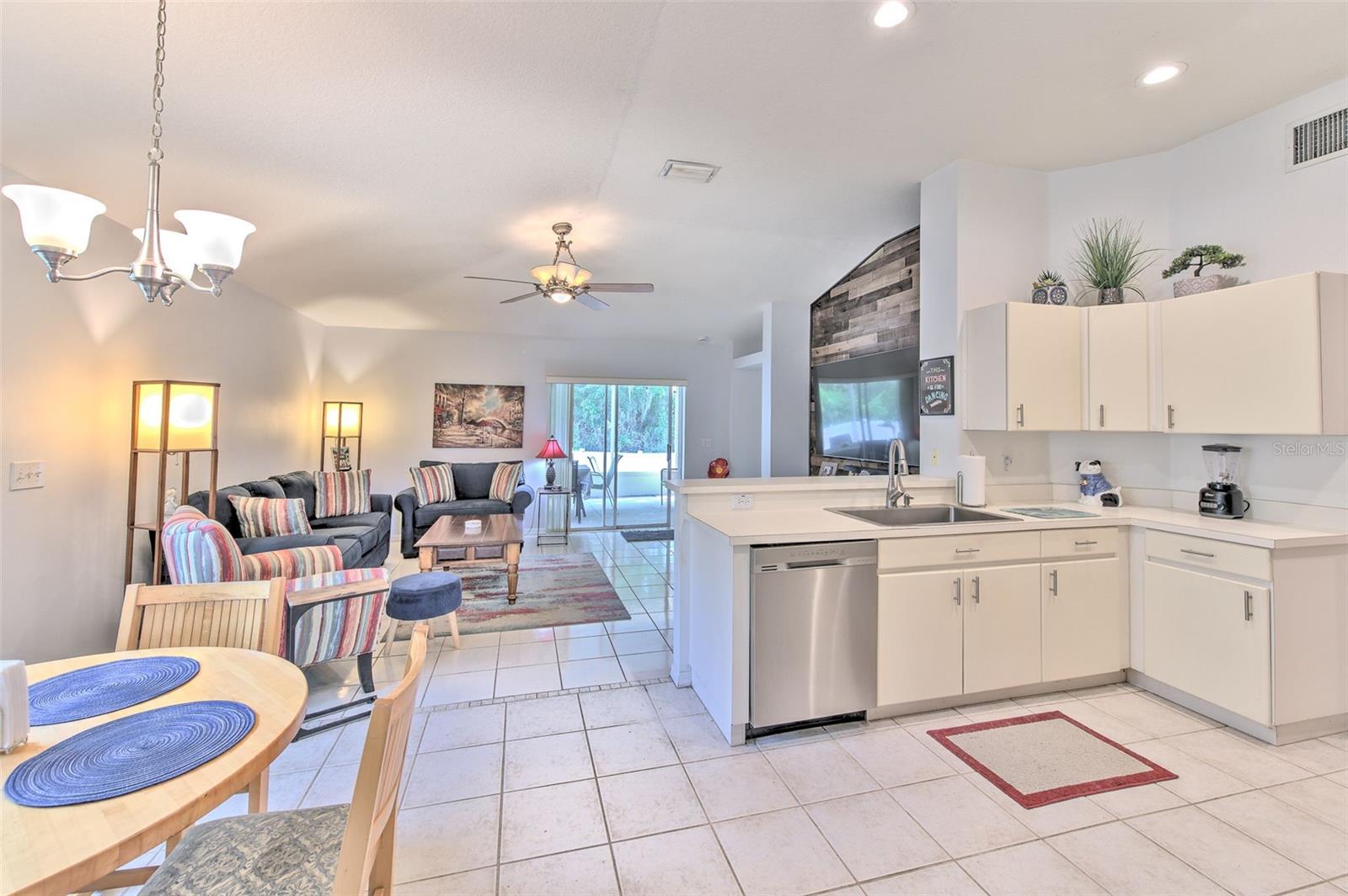 MEADOW POINTE PRCL 17 UN 3 - Residential