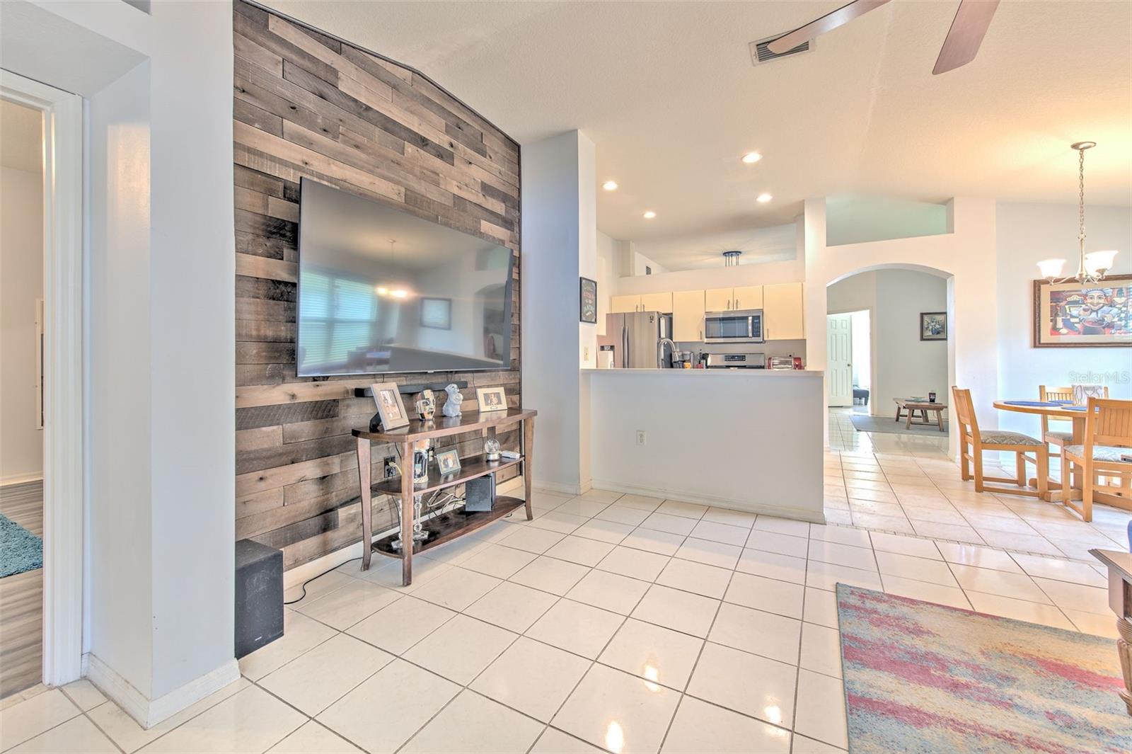 MEADOW POINTE PRCL 17 UN 3 - Residential