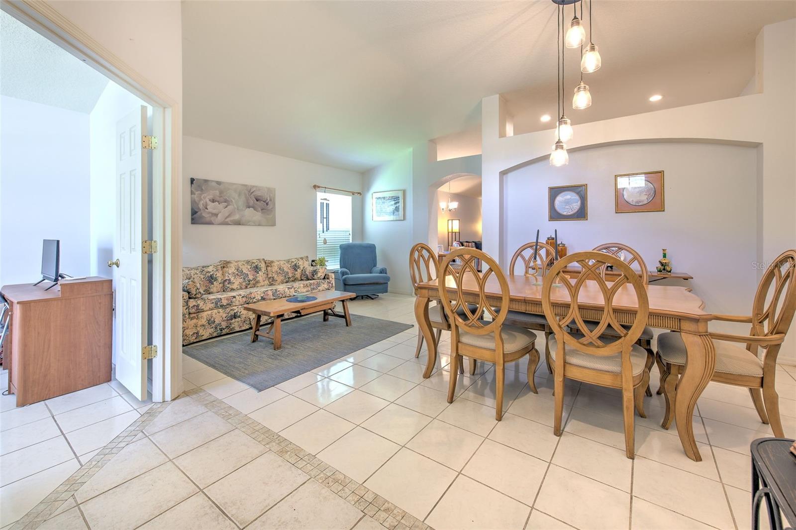 MEADOW POINTE PRCL 17 UN 3 - Residential