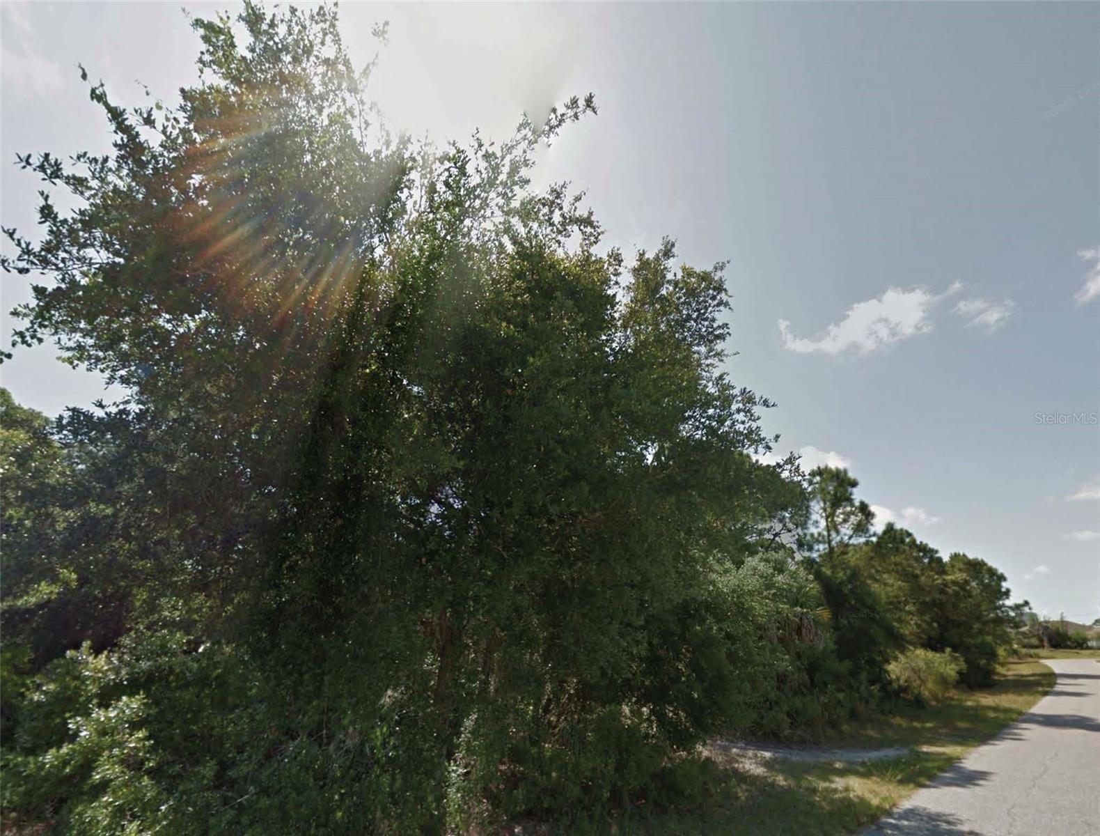 Build your dream home on this 10,000 sq ft residential lot located in the desirable and rapidly growing city of North Port. This property is ideal for a single-family residence with no HOA and no CDD fees. Situated in Port Charlotte, the area offers a peaceful setting with newer homes nearby, easy access to I-75, shopping, parks, and North Port’s many amenities. This is a great opportunity for builders, investors, or future homeowners looking for a well-located, high-and-dry lot in a thriving community.
All information is deemed reliable but should be independently verified.