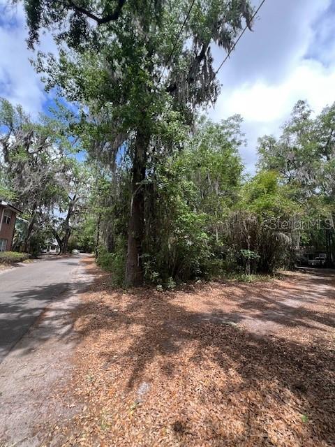 Multifamily housing opportunity as this property is walking distance to the main entrance of University of Florida. Current Zoning "Urban Mixed Use" with Land Use "U-6" allowing 8 story building and 150 units per acre. This property being .25 acres will allow 36 units with 7 being affordable housing.