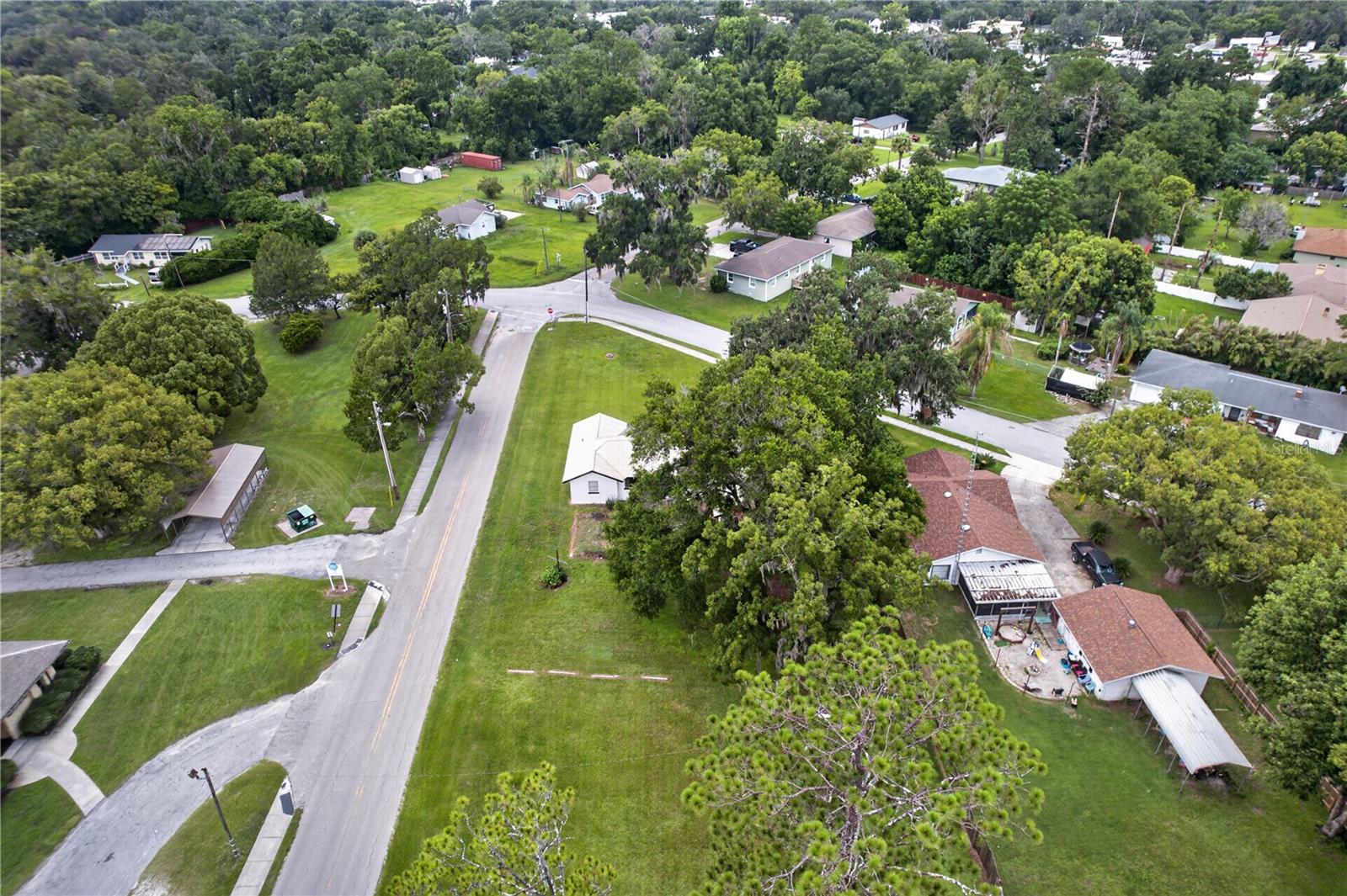 TOWN/BELLEVIEW - Residential