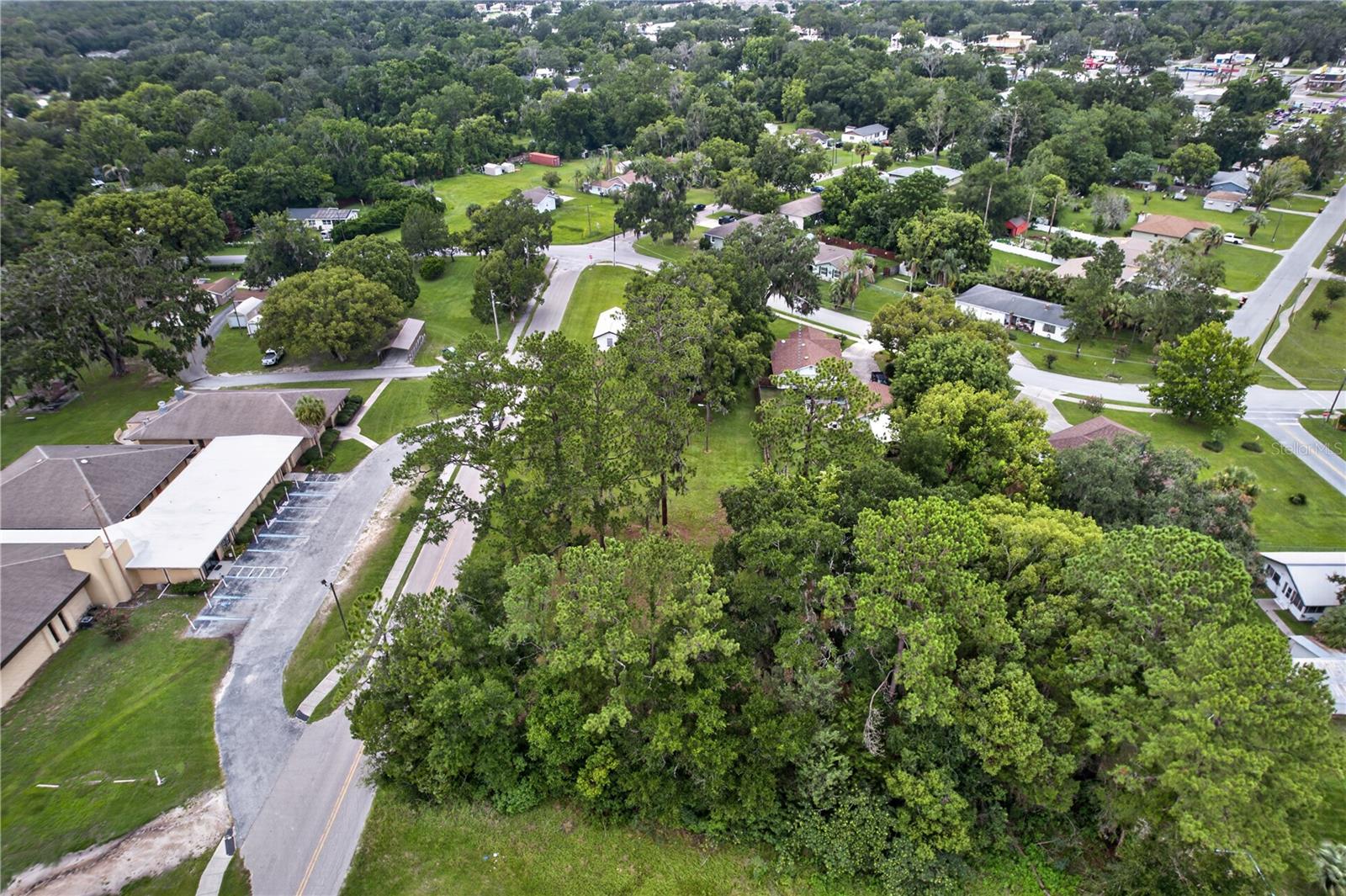 TOWN/BELLEVIEW - Residential