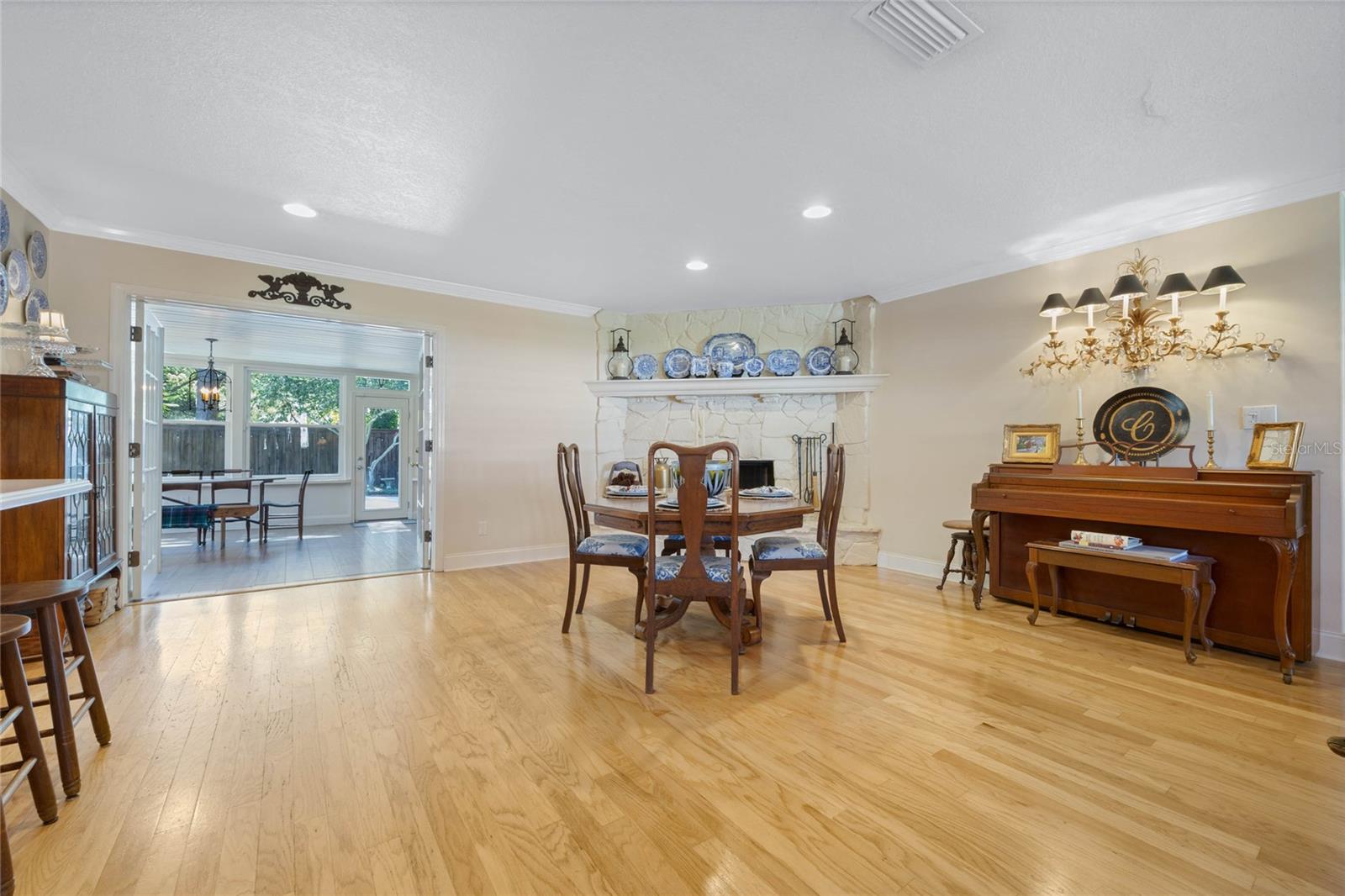 LAKE LAGRANGE HEIGHTS ADD 01 - Residential