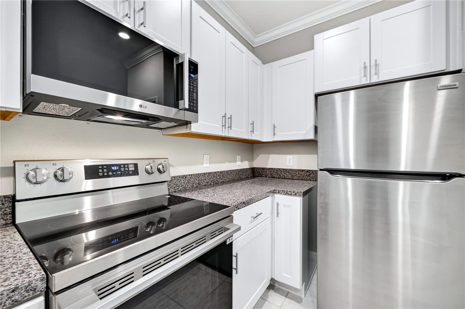 SUMMERFIELD TR 19 TWNHMS - Residential