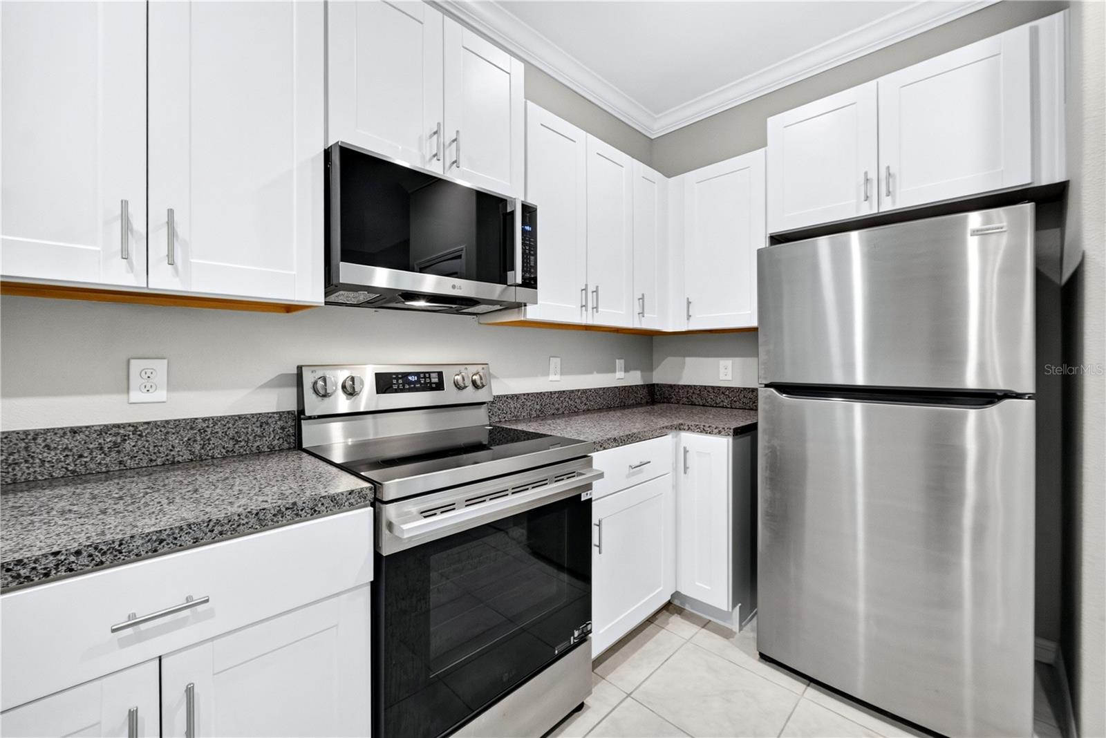 SUMMERFIELD TR 19 TWNHMS - Residential