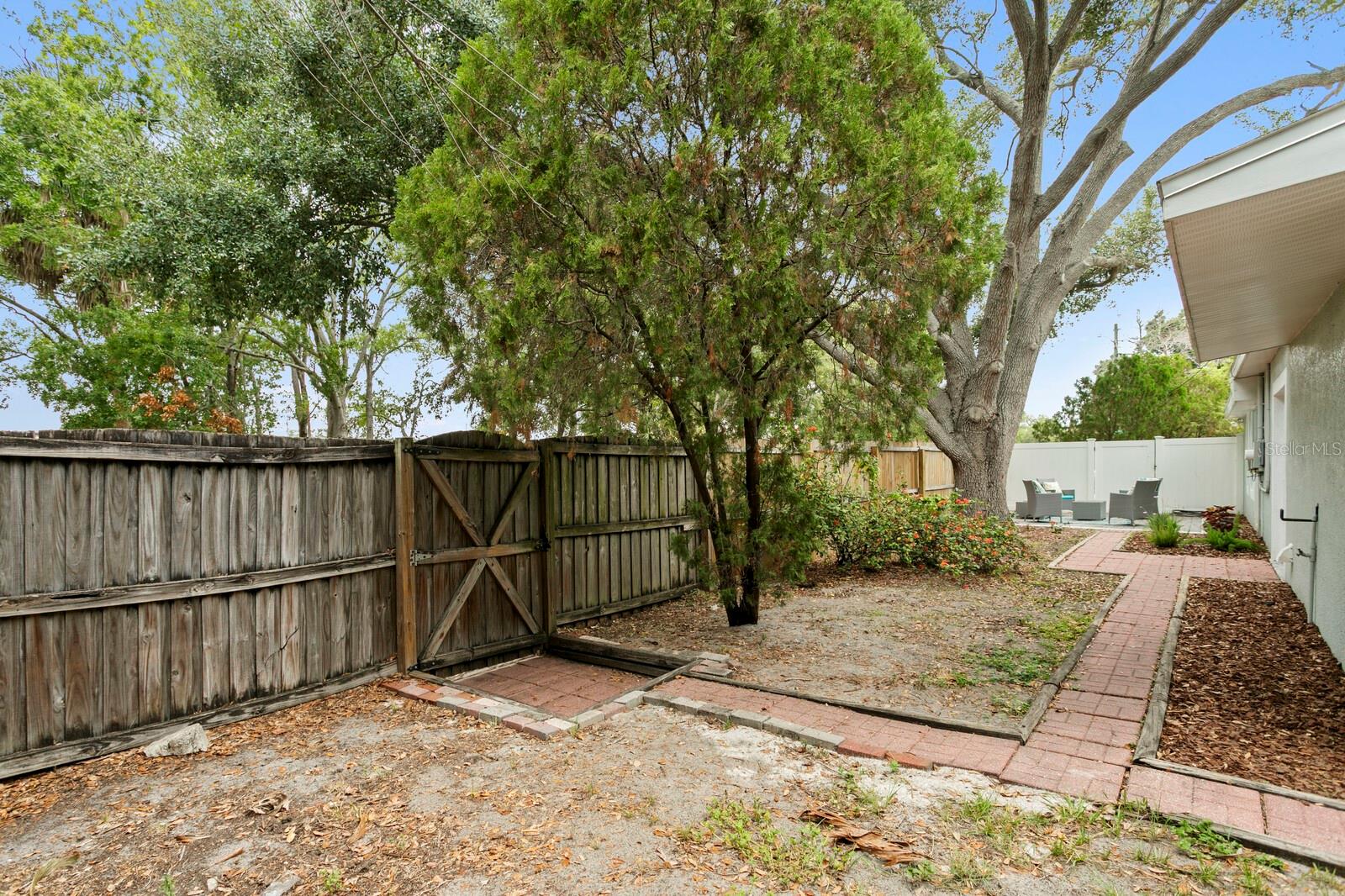 GANDY BLVD PARK 2ND ADD - Residential
