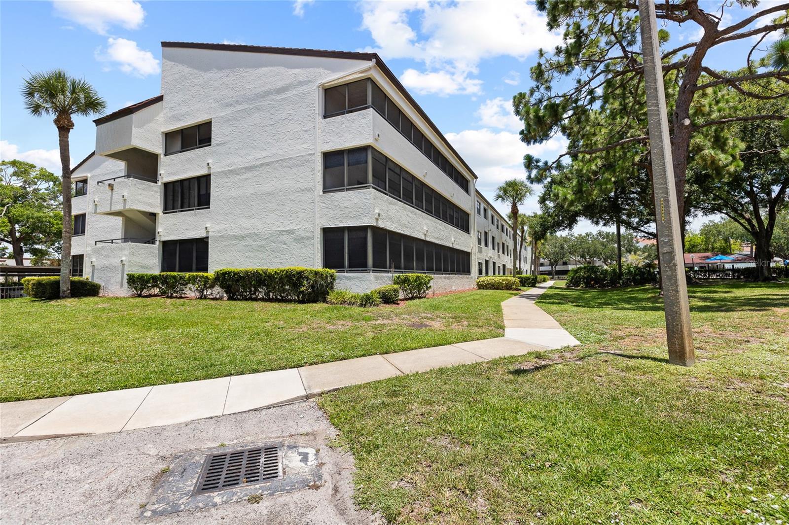 INVERNESS CONDO - Residential
