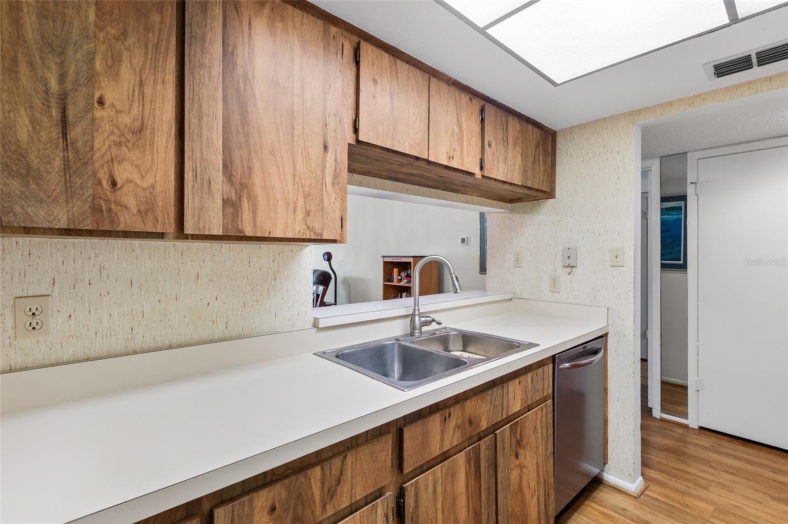INVERNESS CONDO - Residential