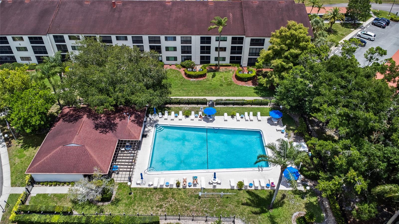 INVERNESS CONDO - Residential
