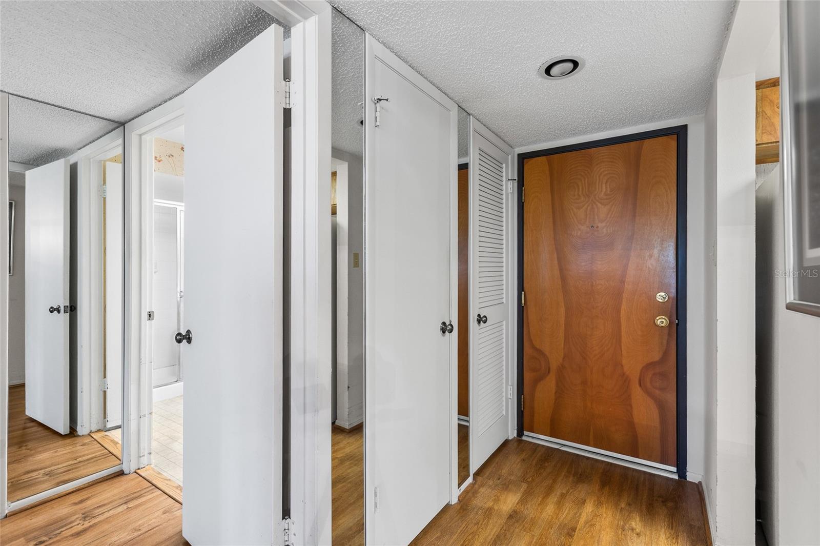 INVERNESS CONDO - Residential