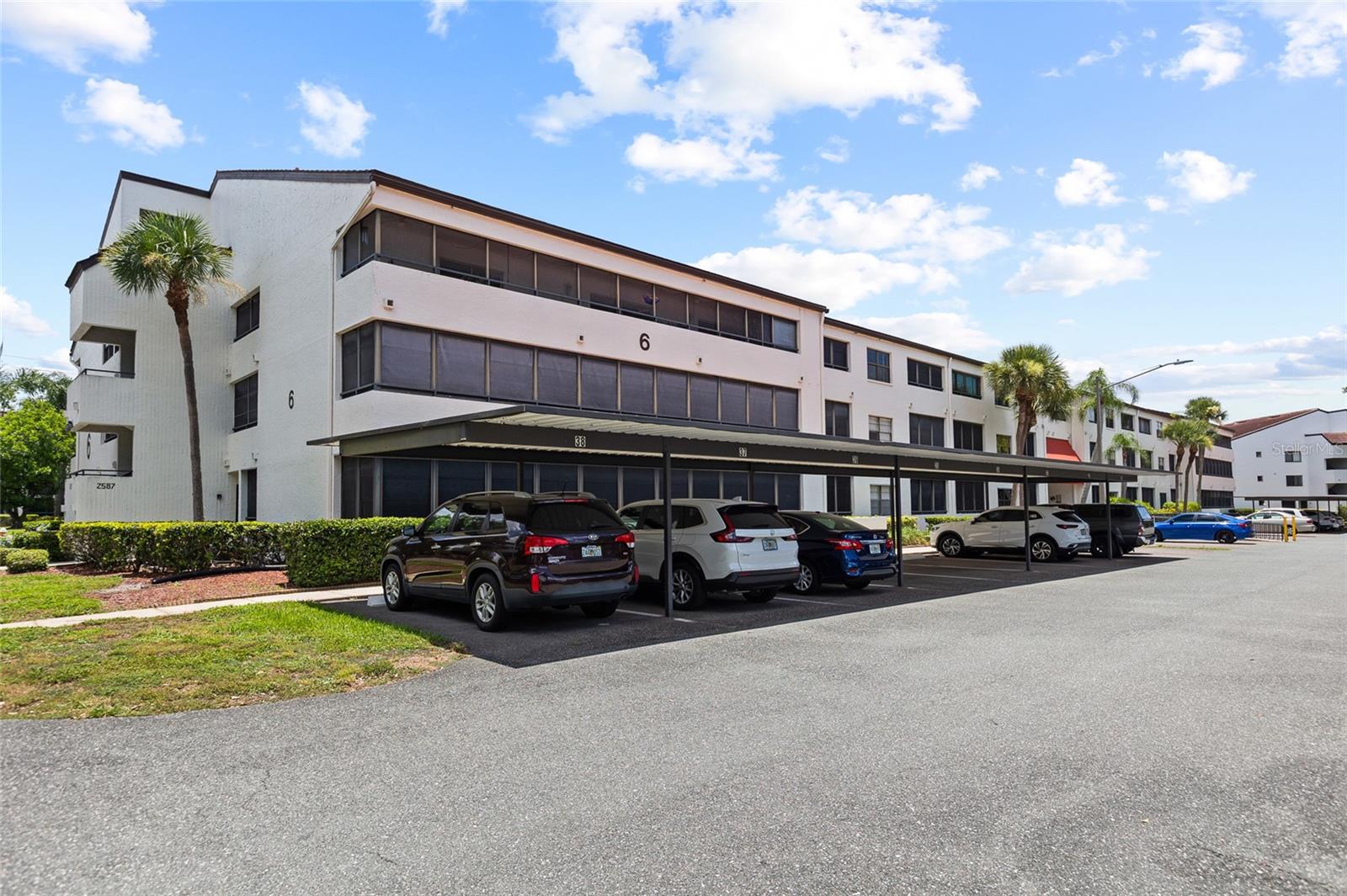 INVERNESS CONDO - Residential