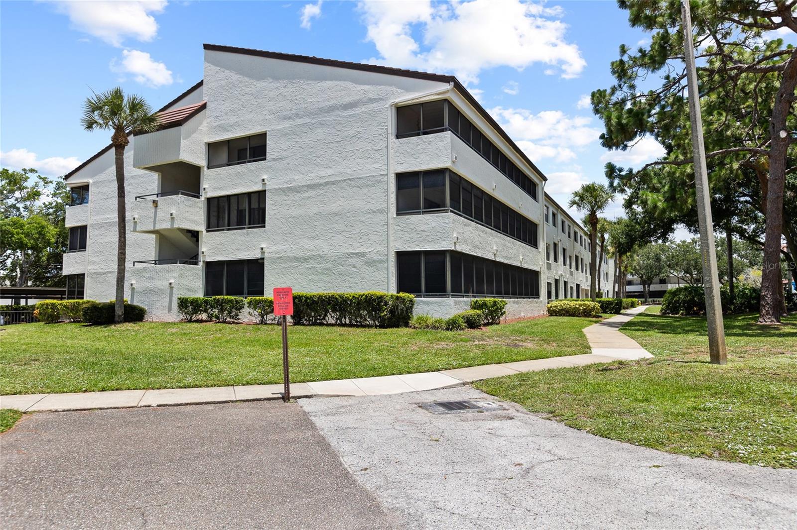 INVERNESS CONDO - Residential