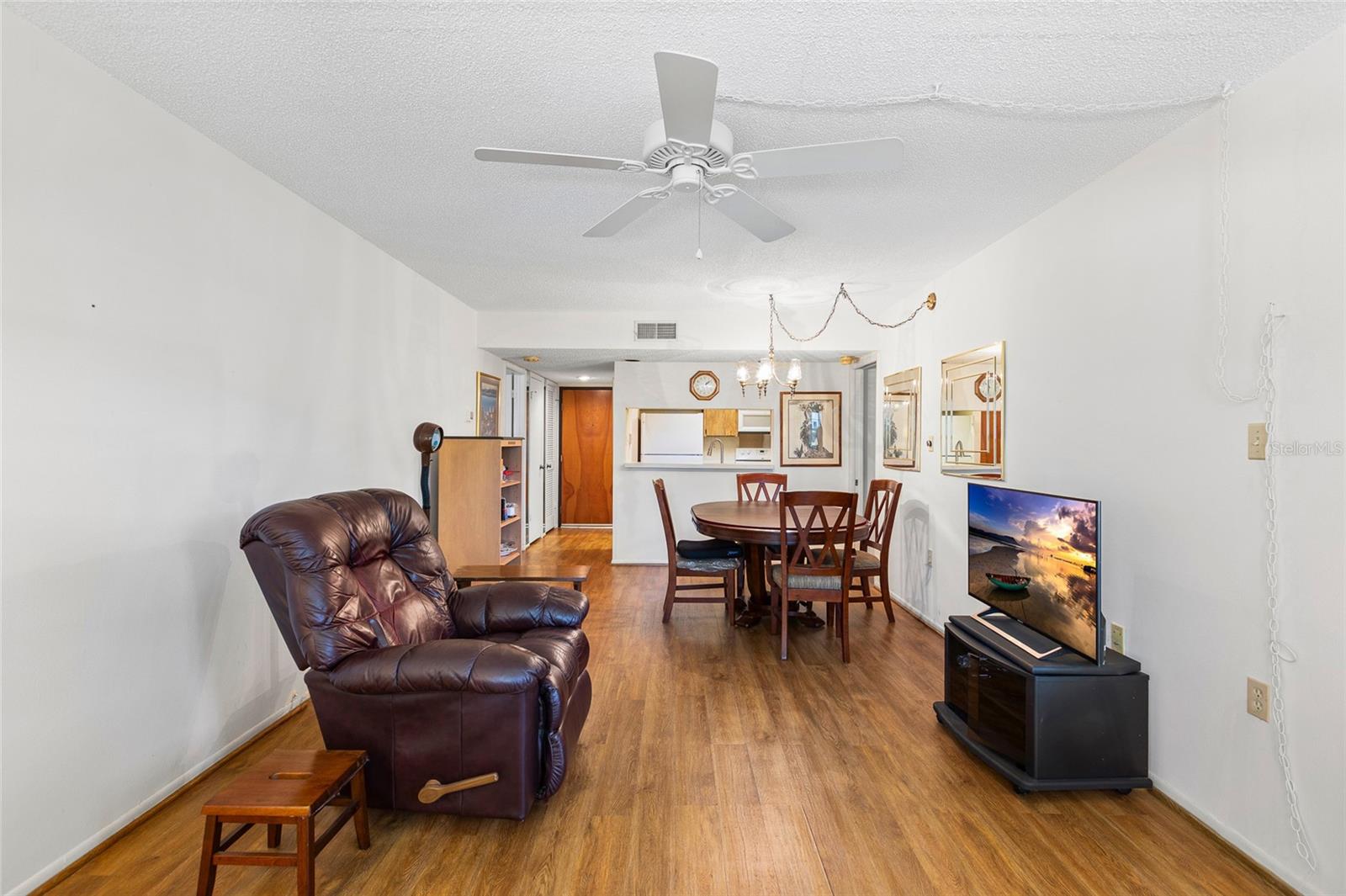 INVERNESS CONDO - Residential