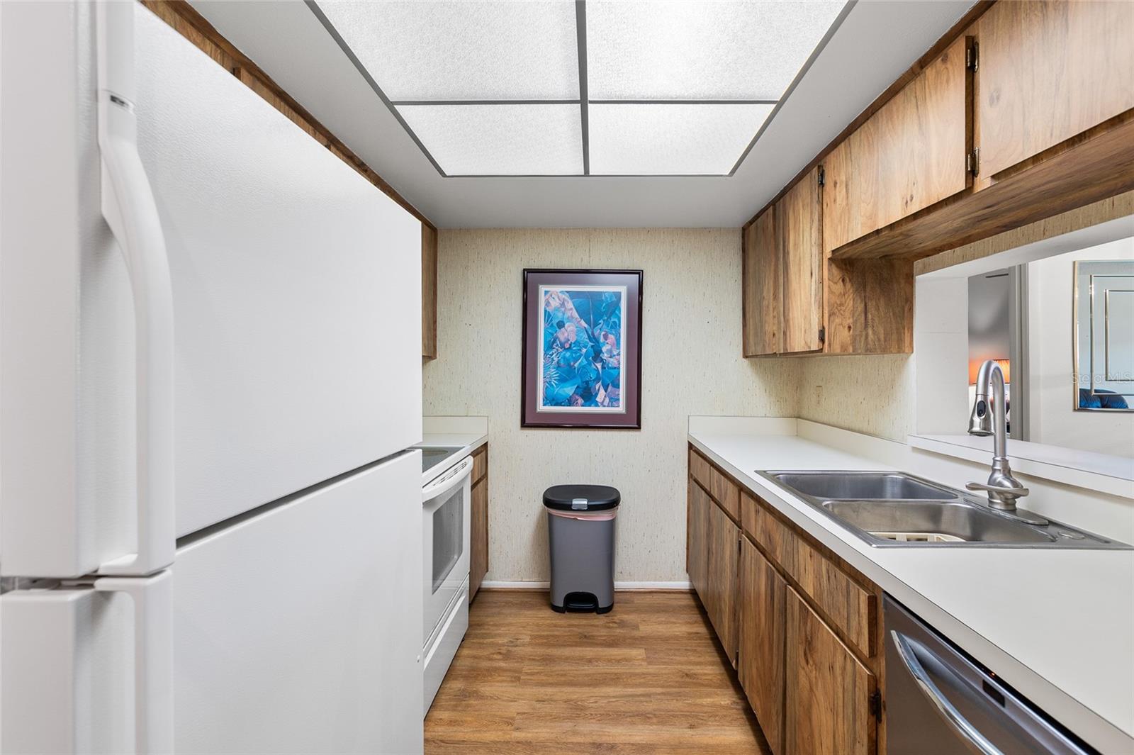 INVERNESS CONDO - Residential