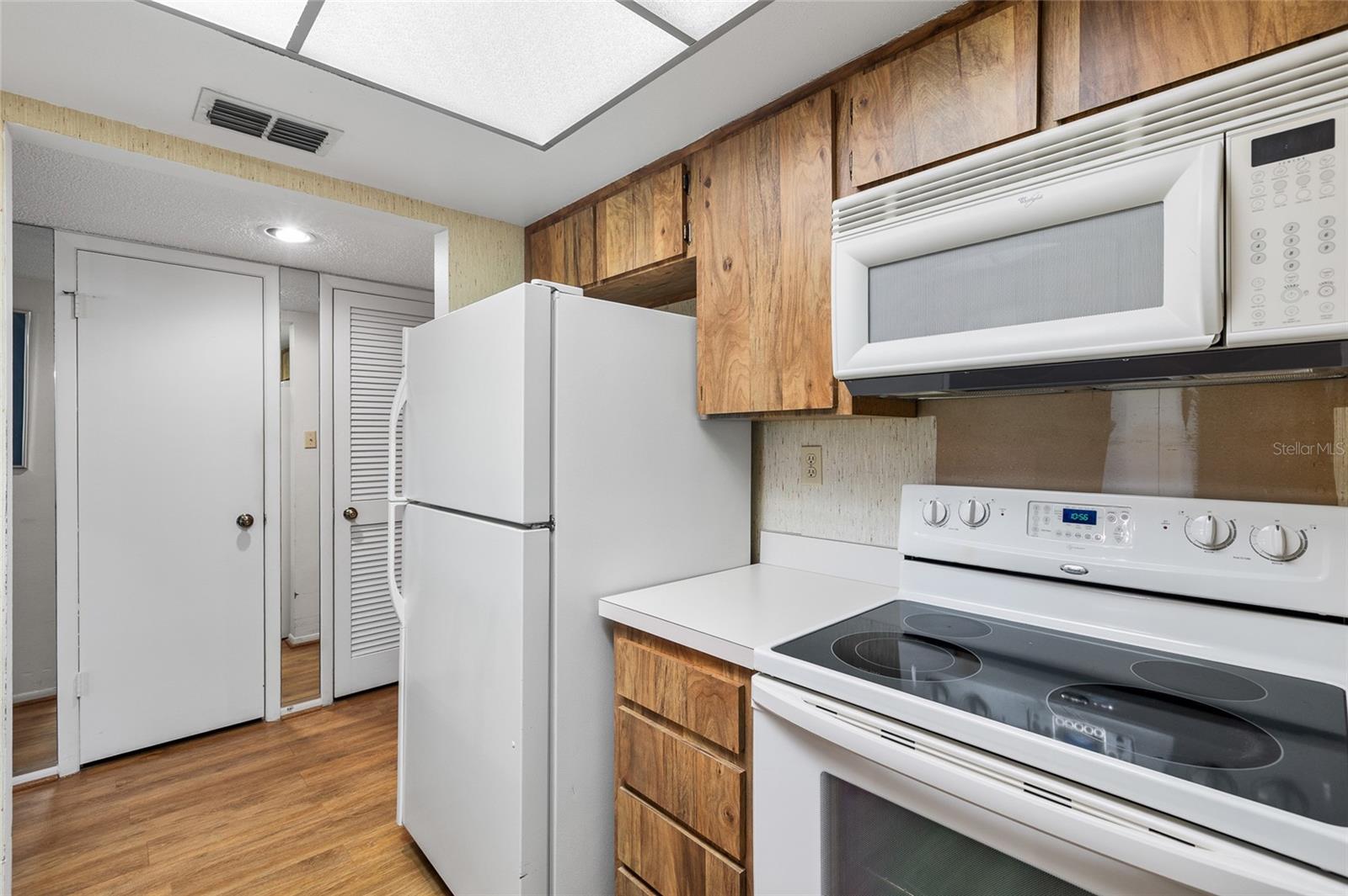 INVERNESS CONDO - Residential