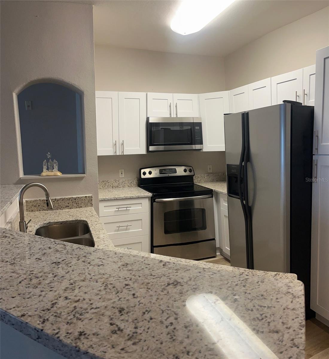 HAMPTONS/METROWEST - Residential Lease