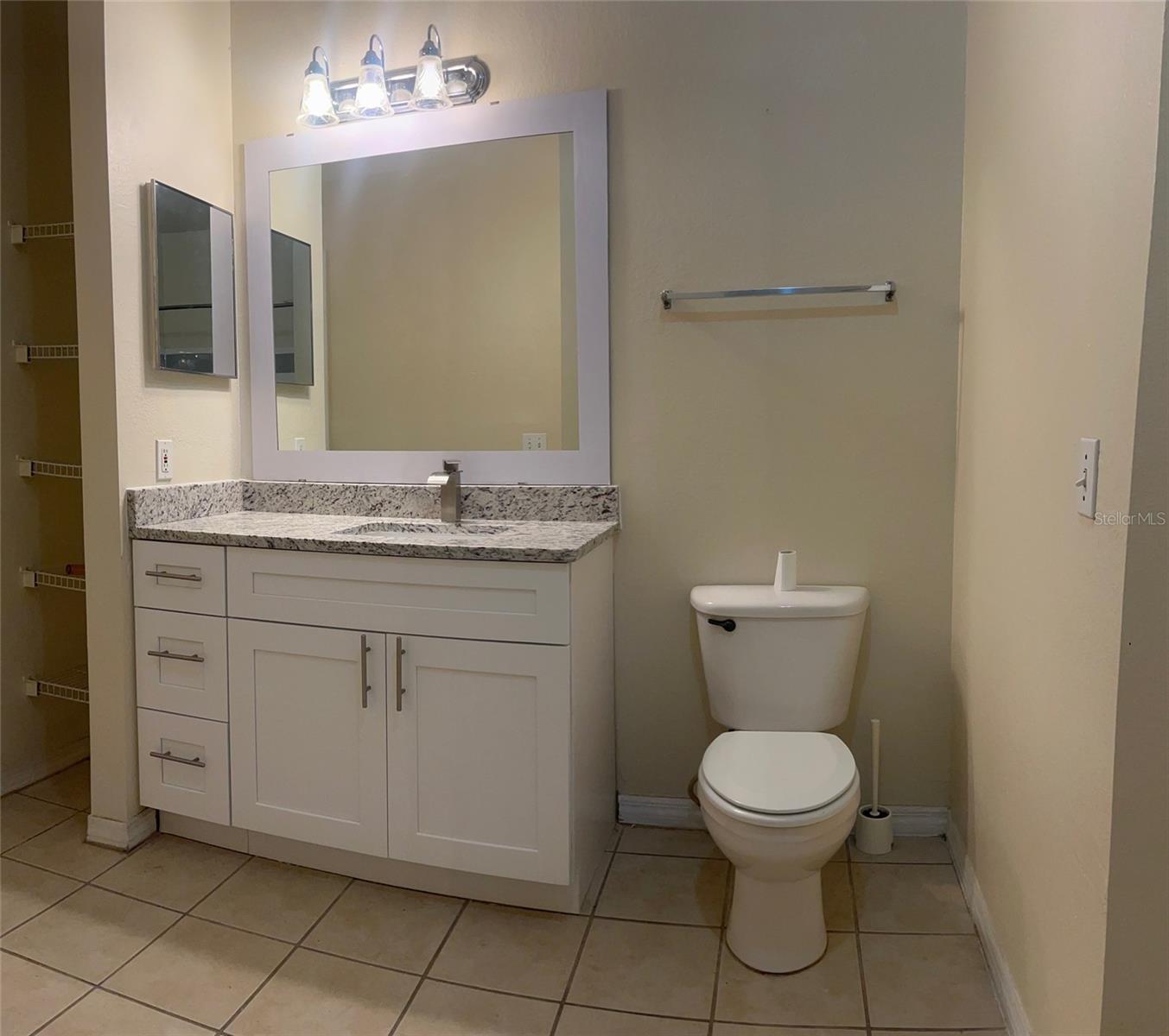 HAMPTONS/METROWEST - Residential Lease