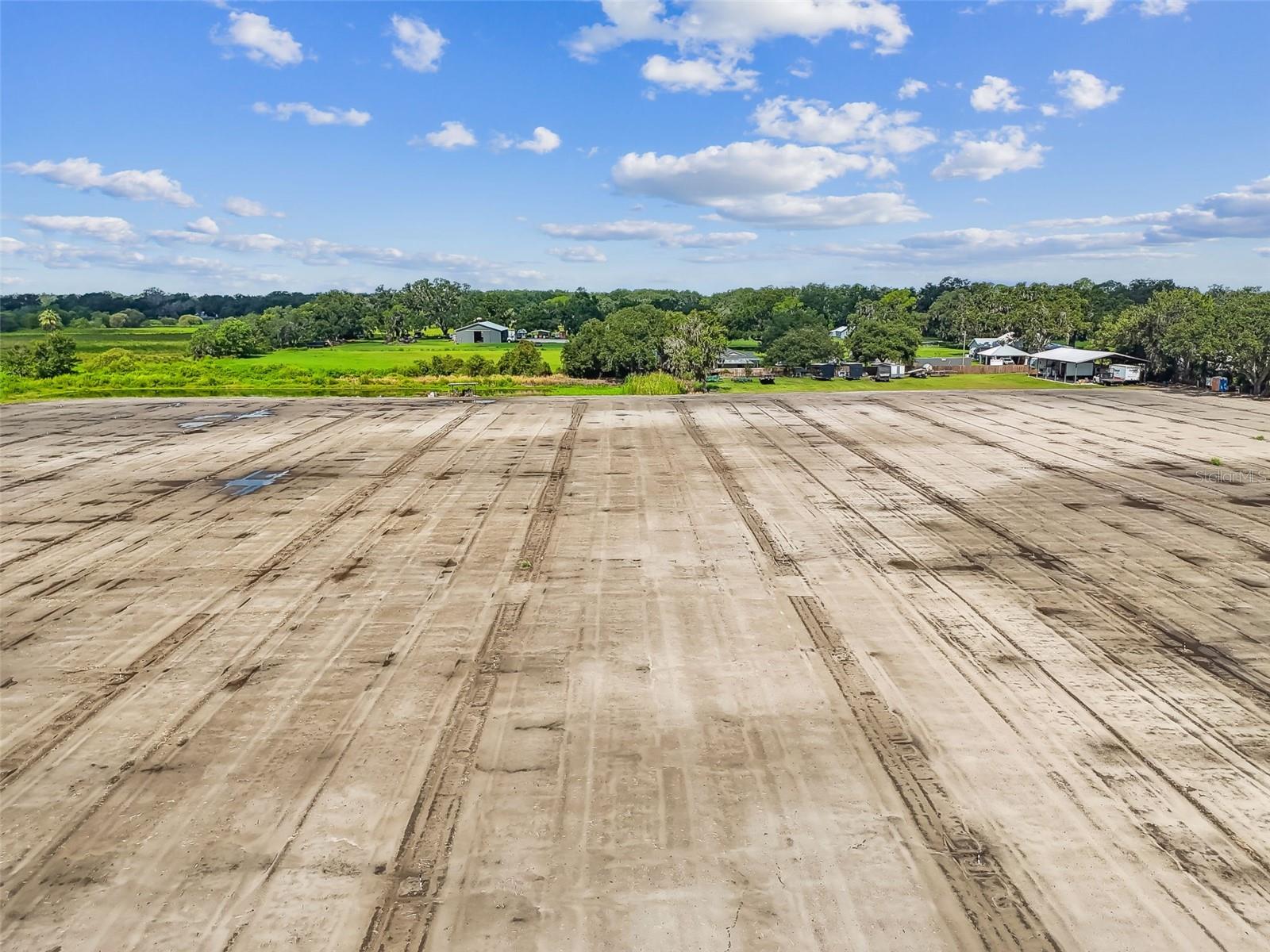 UNPLATTED - Land