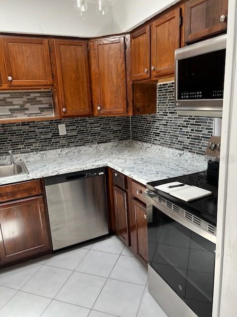 GENTLE SLOPE REP - Residential Lease