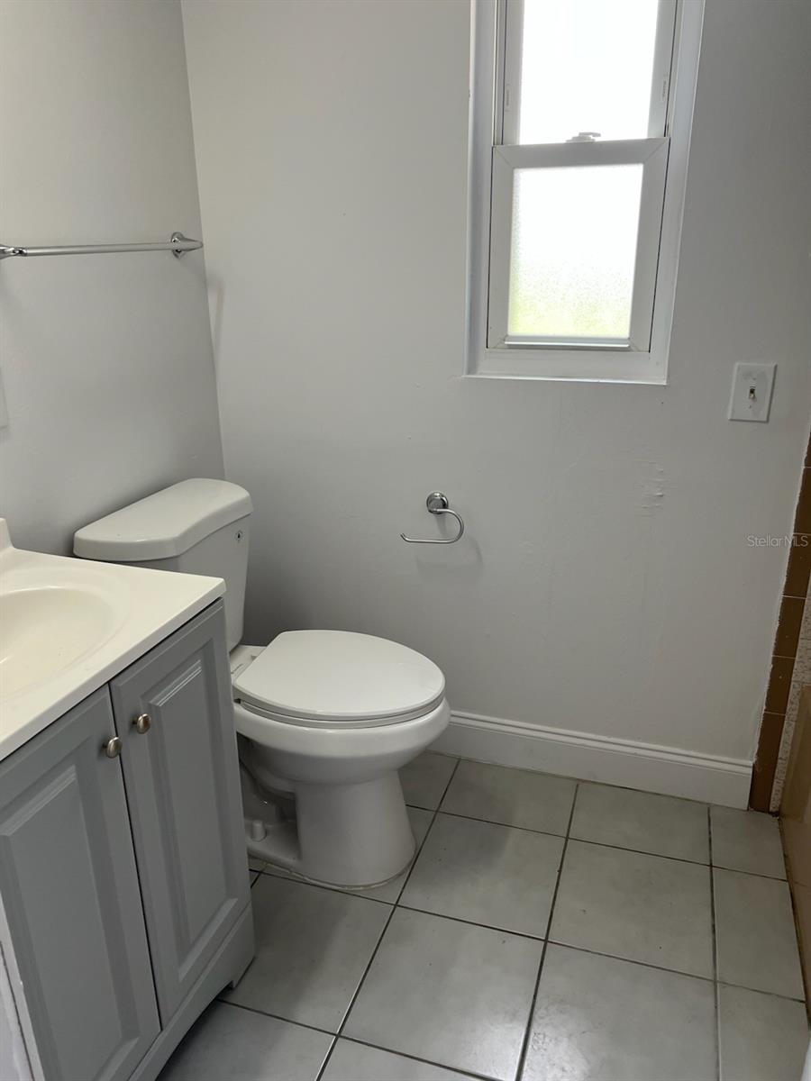 GENTLE SLOPE REP - Residential Lease