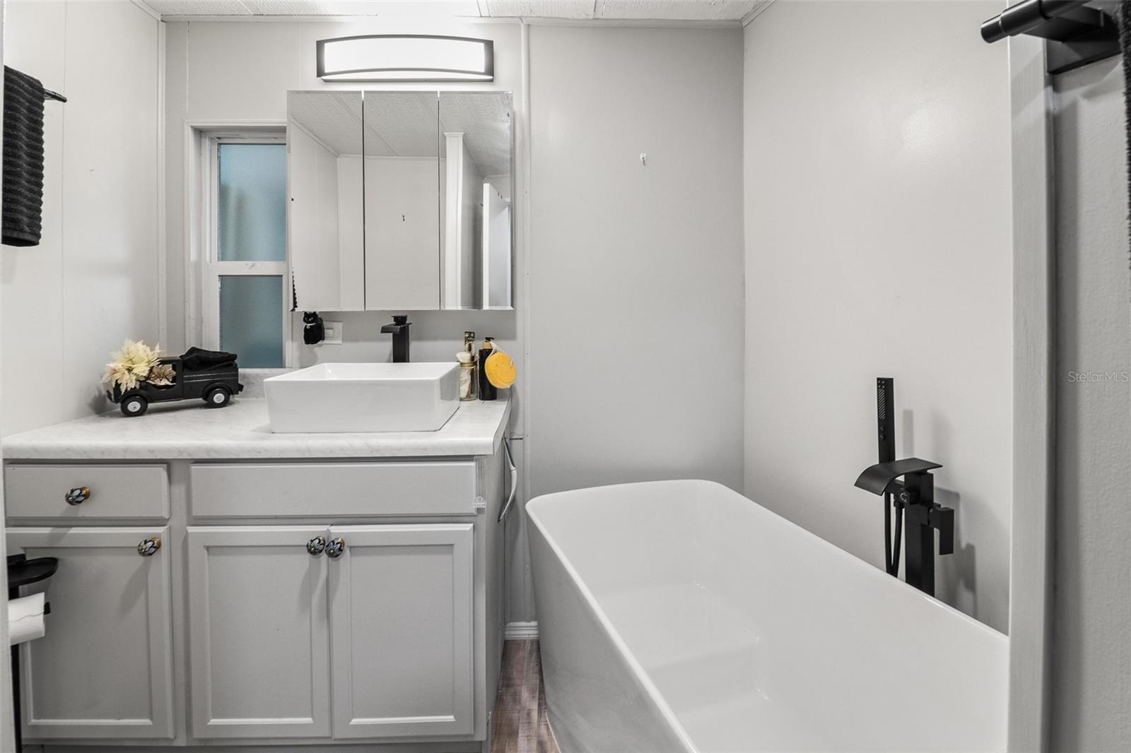 ORANGE BLOSSOM GARDENS UNIT 03 - Residential